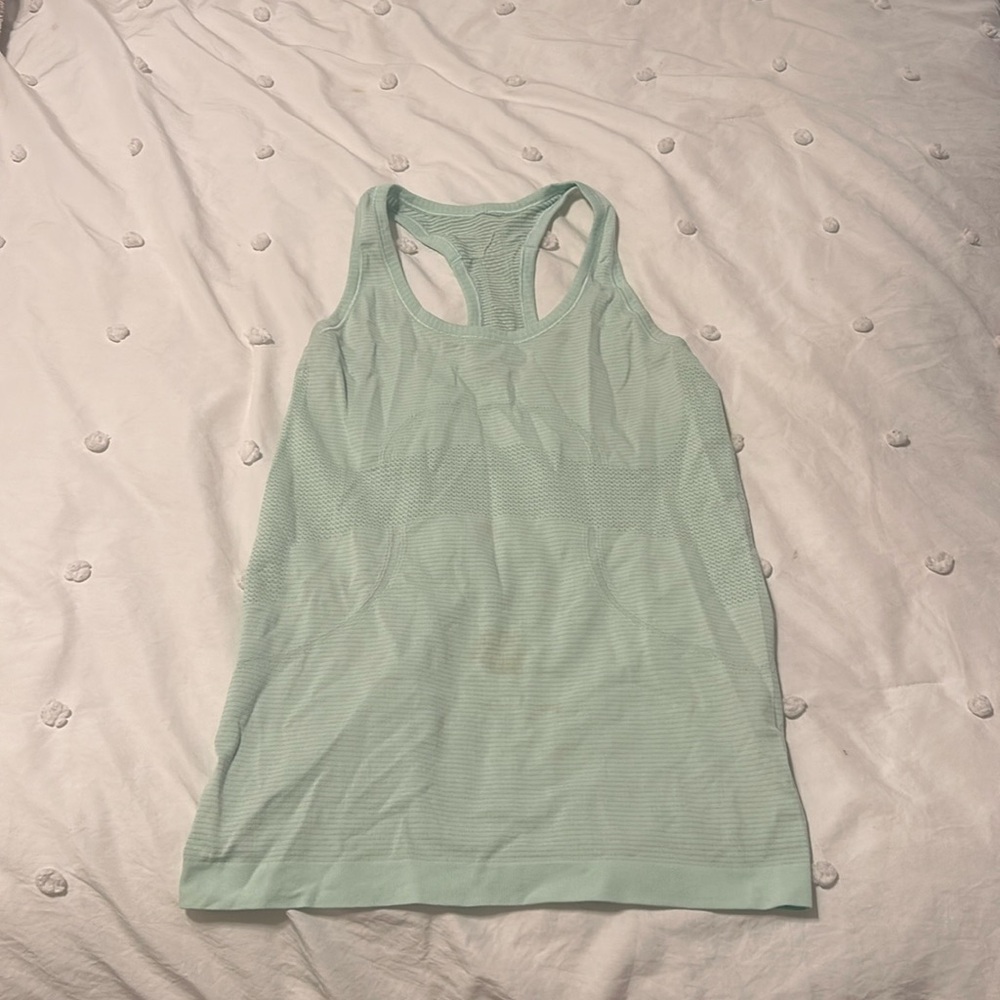 Women’s lululemon mint green tank top